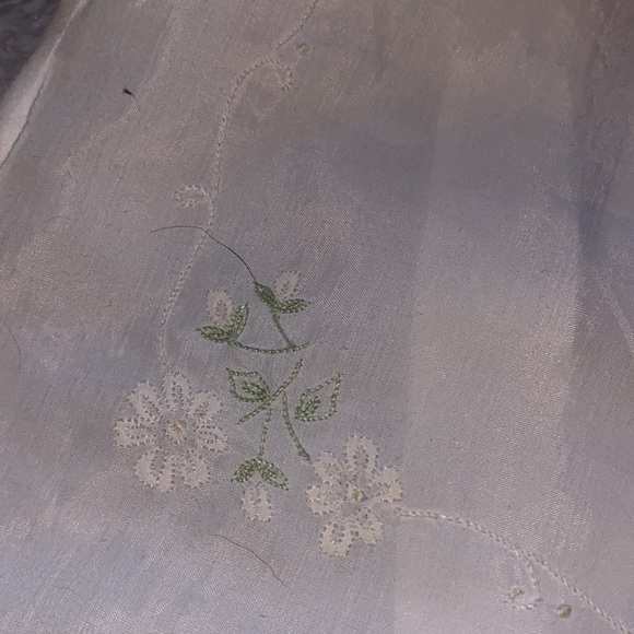 HUGE SALE Madeira Embroidery Linen Small Pillow Cover Organdy Raised Flowers VTG - Picture 7 of 7